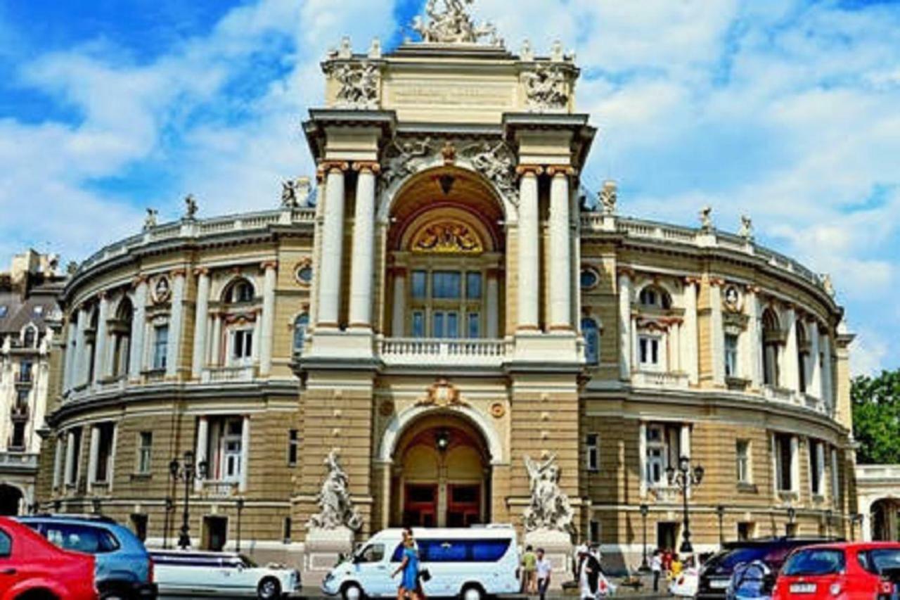 Deribasovskaya,16 Apartamento Odessa Exterior foto
